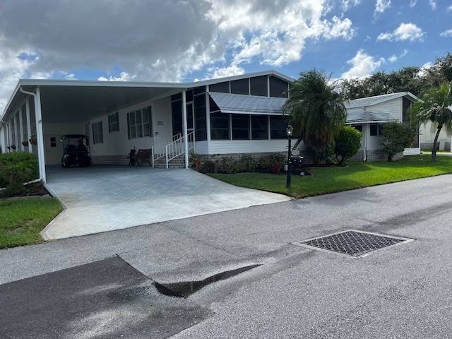 Winter Haven, FL Mobile Home for Sale located at 2434 Crooked Stick Drive Four Lakes Golf & Country Club